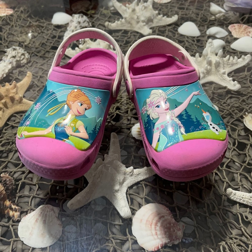 Girls crocs size 10/11